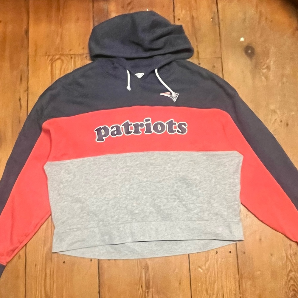 New England Patriots NFL Team Apparel  Women's 2XL Hoodie